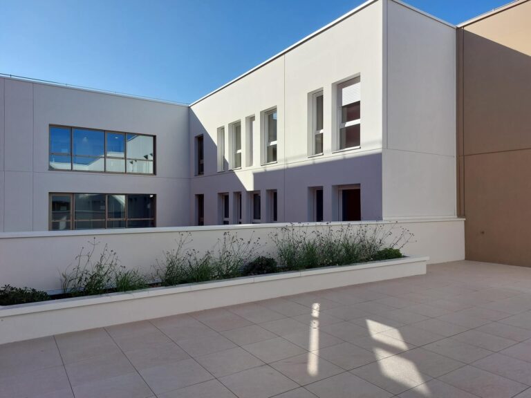 Vues extérieures - Centre d’Hébergement et d’accompagnement Gérontologique (CHAG)