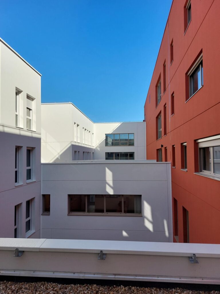 Vues extérieures - Centre d’Hébergement et d’accompagnement Gérontologique (CHAG)